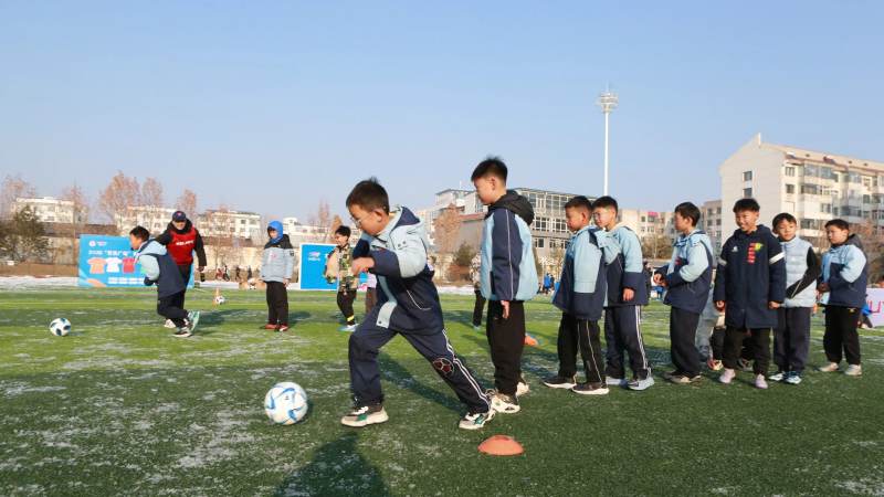 bsports必一运动(中国区)官方网站 直接任意球与间接任意球